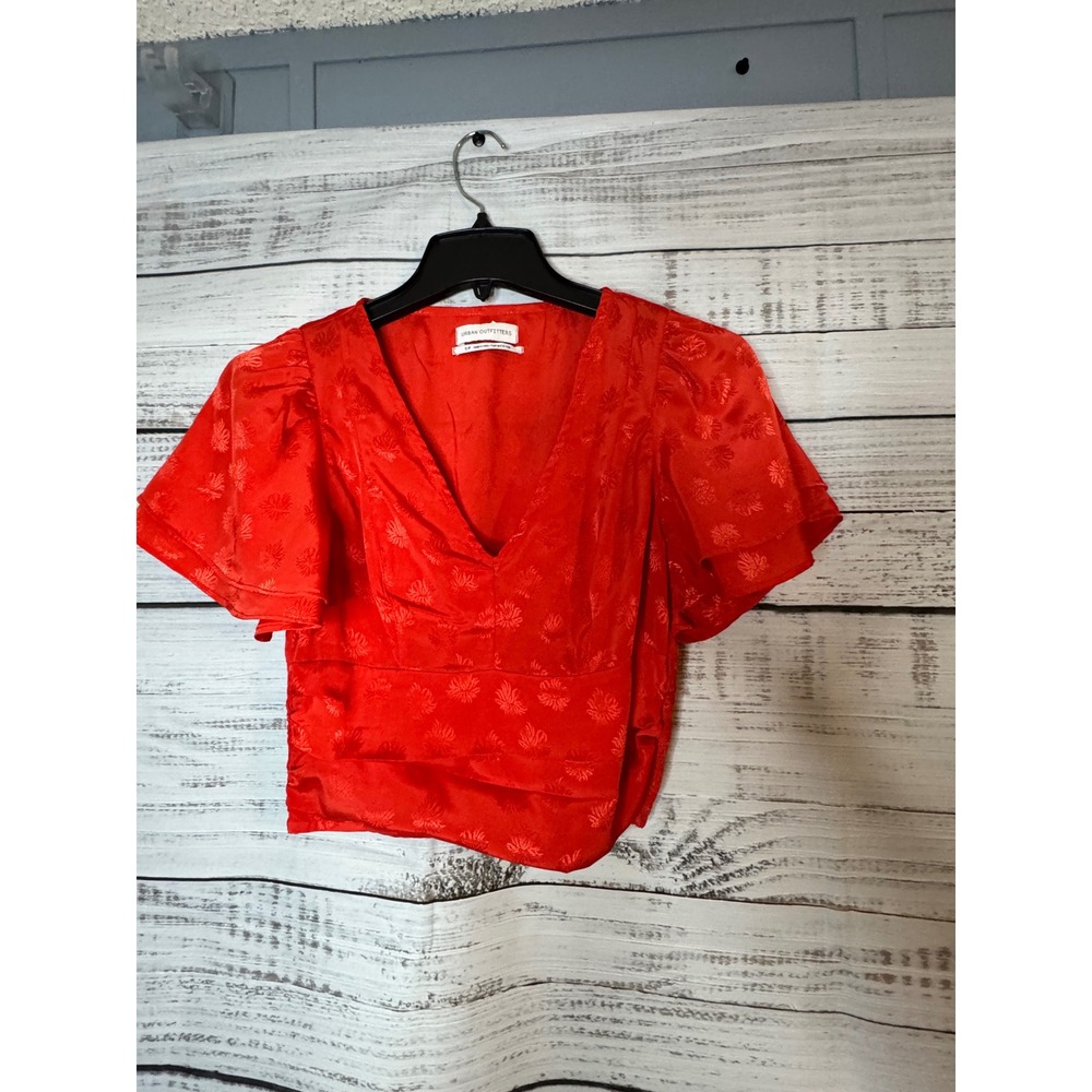 Urban Outfitters Red Floral Jacquard Smocked V-Neck Flutter Sleeve Crop Top S